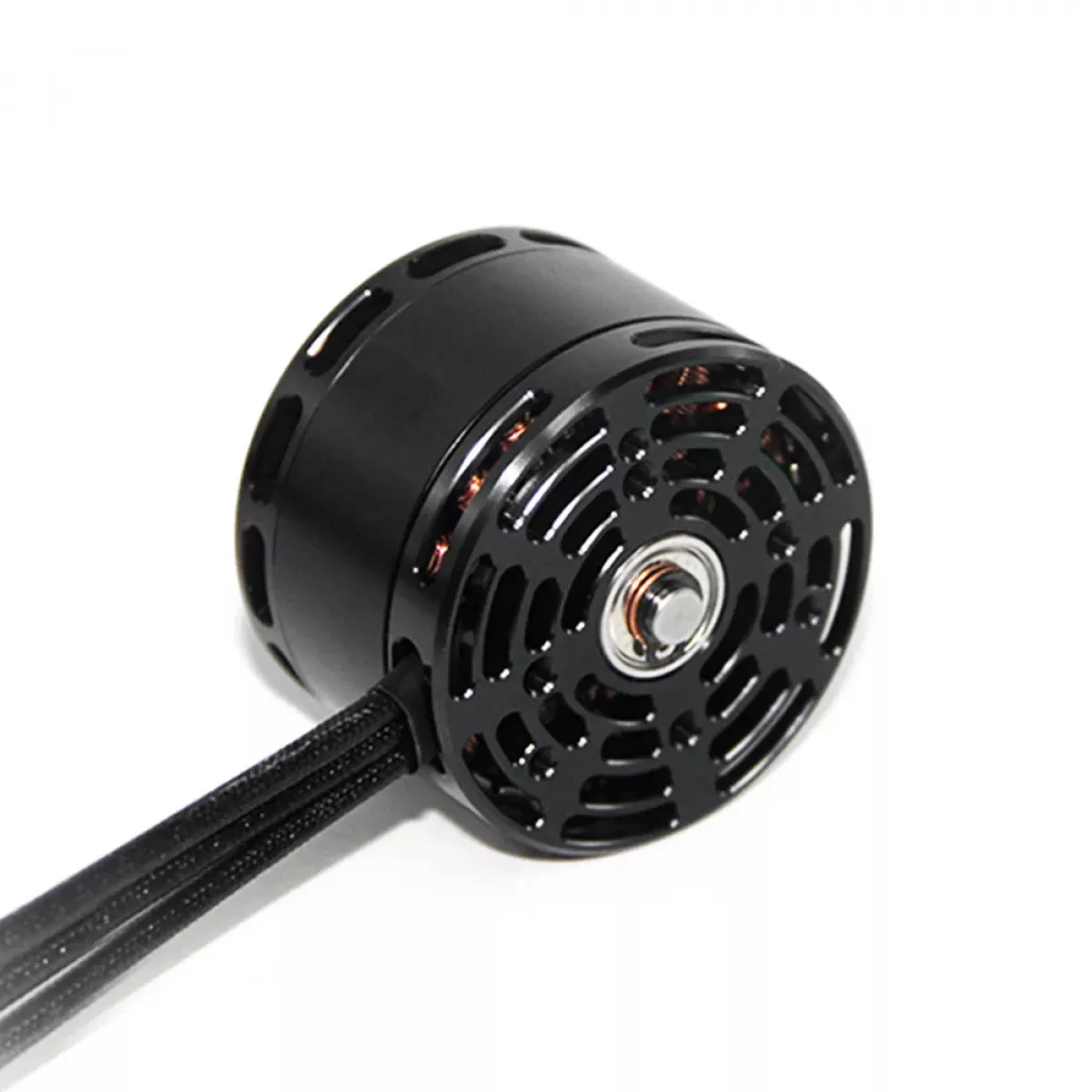 Бесколлекторный мотор MAD 4014 IPE KV370/400/450 для квадрокоптеров 4–8 кг, 6S, привязной Бесколлекторный мотор MAD 4014 IPE KV370/400/450 для квадрокоптеров 4–8 кг, 6S, привязной