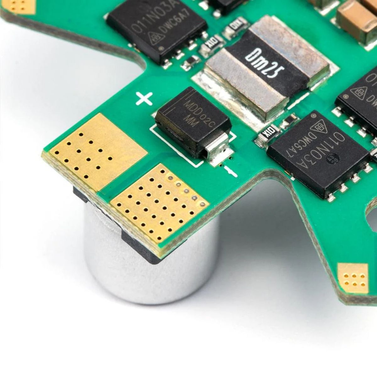 iFlight BLITZ E45S 4-в-1 45A 2-6S ESC с креплением 30.5x30.5мм/Φ4мм для FPV iFlight BLITZ E45S 4-в-1 45A 2-6S ESC с креплением 30.5x30.5мм/Φ4мм для FPV