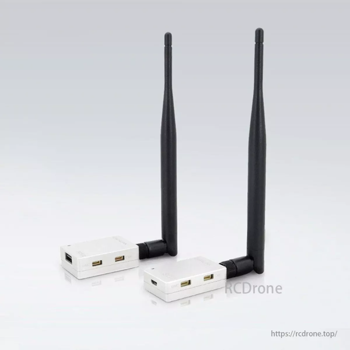 Модуль телеметрии CUAV SY 2.4G — радиопередатчик данных для полётных контроллеров Pixhawk/Pixhack Модуль телеметрии CUAV SY 2.4G — радиопередатчик данных для полётных контроллеров Pixhawk/Pixhack