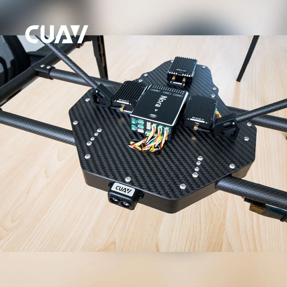 Автопилот CUAV V5+ Pixhawk для БПЛА FPV с радар-лидаром TF Luna Автопилот CUAV V5+ Pixhawk для БПЛА FPV с радар-лидаром TF Luna