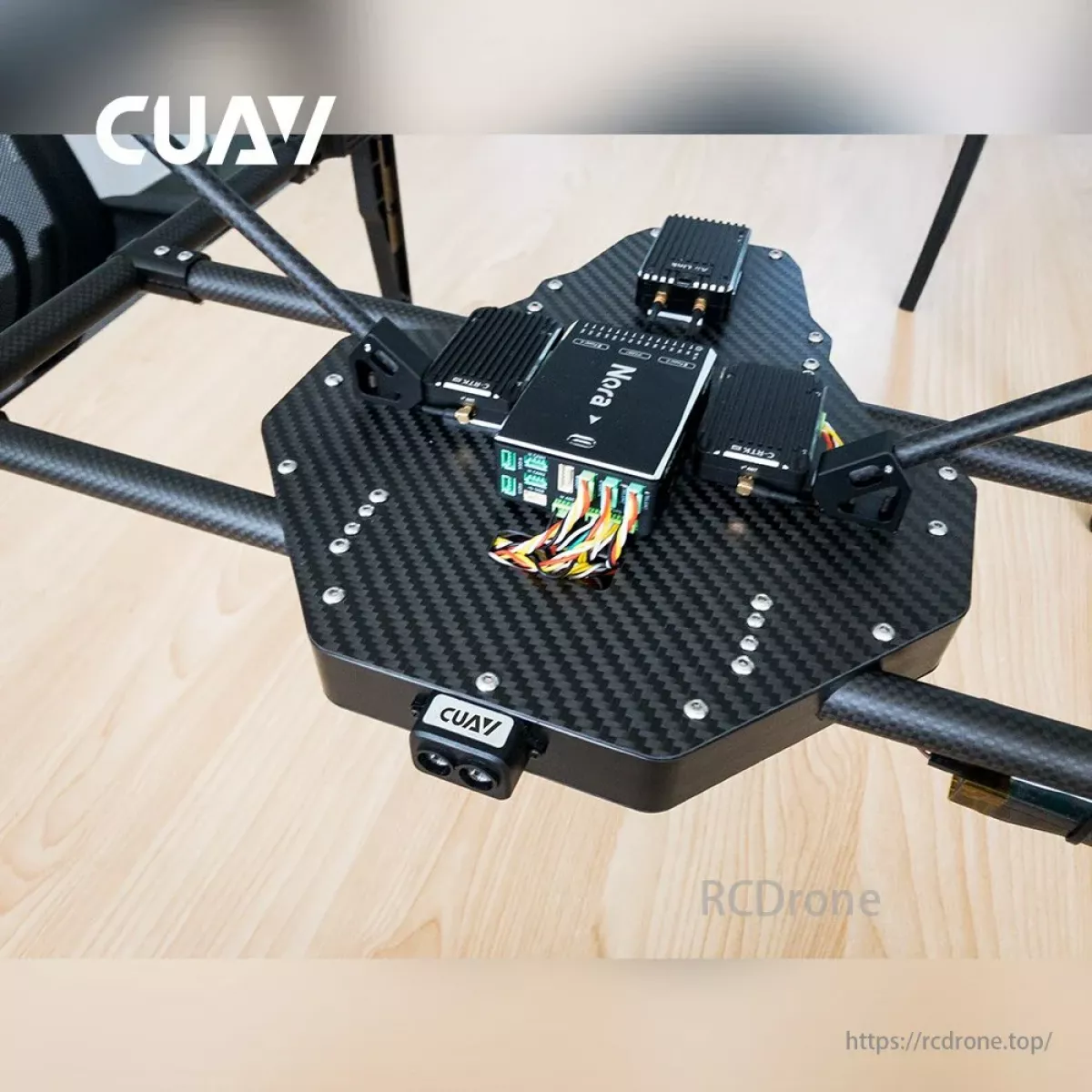 Автопилот CUAV V5+ Pixhawk для БПЛА FPV с радар-лидаром TF Luna Автопилот CUAV V5+ Pixhawk для БПЛА FPV с радар-лидаром TF Luna