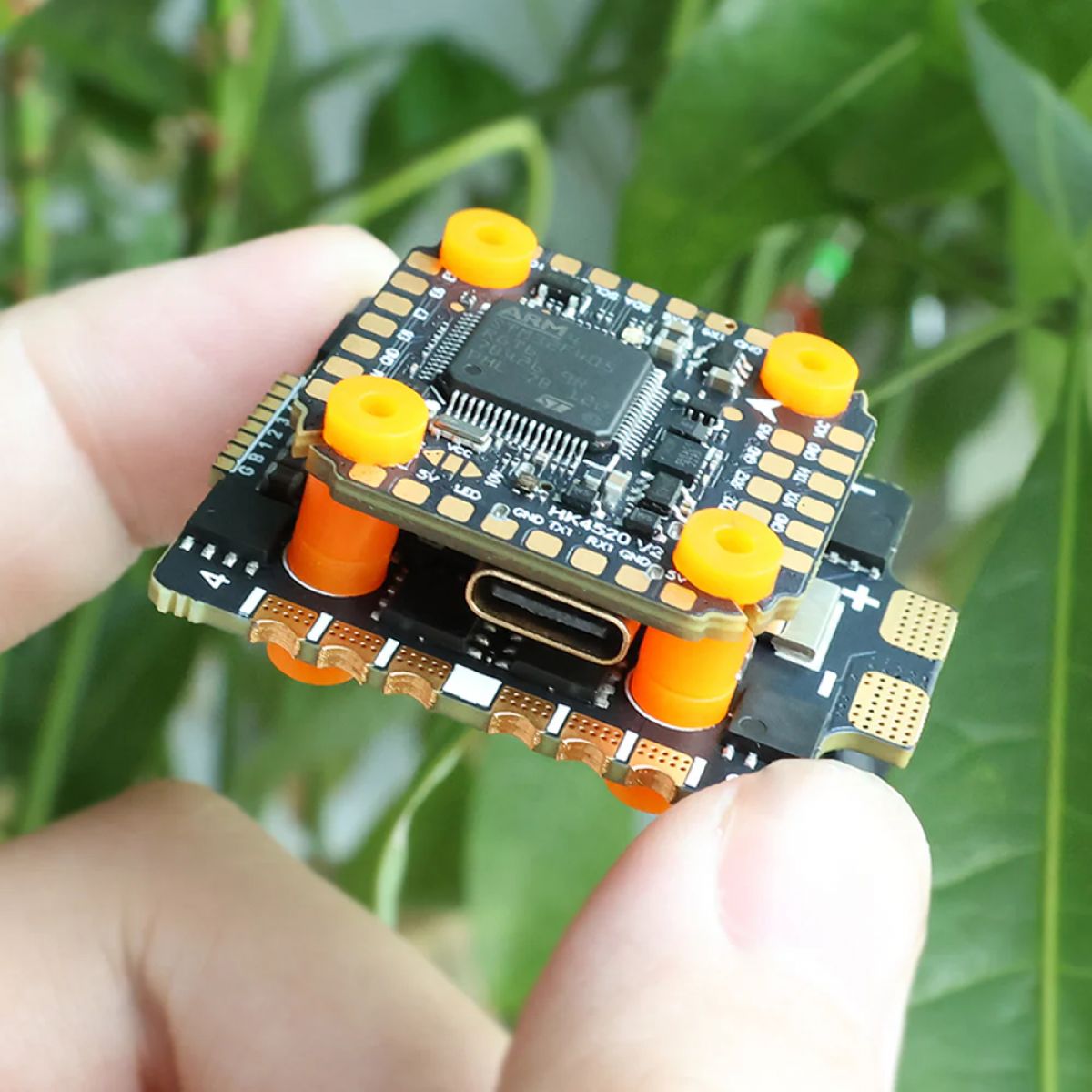 Мини-контроллер HAKRC F405 Stack с ESC 35A/40A/60A/65A для FPV дронов, 20x20мм, STM32F405, BLHeli Мини-контроллер HAKRC F405 Stack с ESC 35A/40A/60A/65A для FPV дронов, 20x20мм, STM32F405, BLHeli
